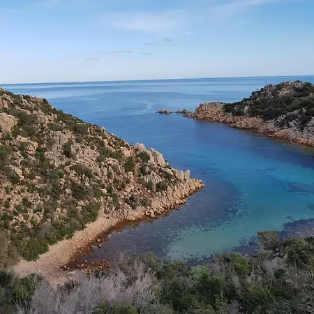 Stanza Privata Con Giardino * La Maddalena (Sassari)